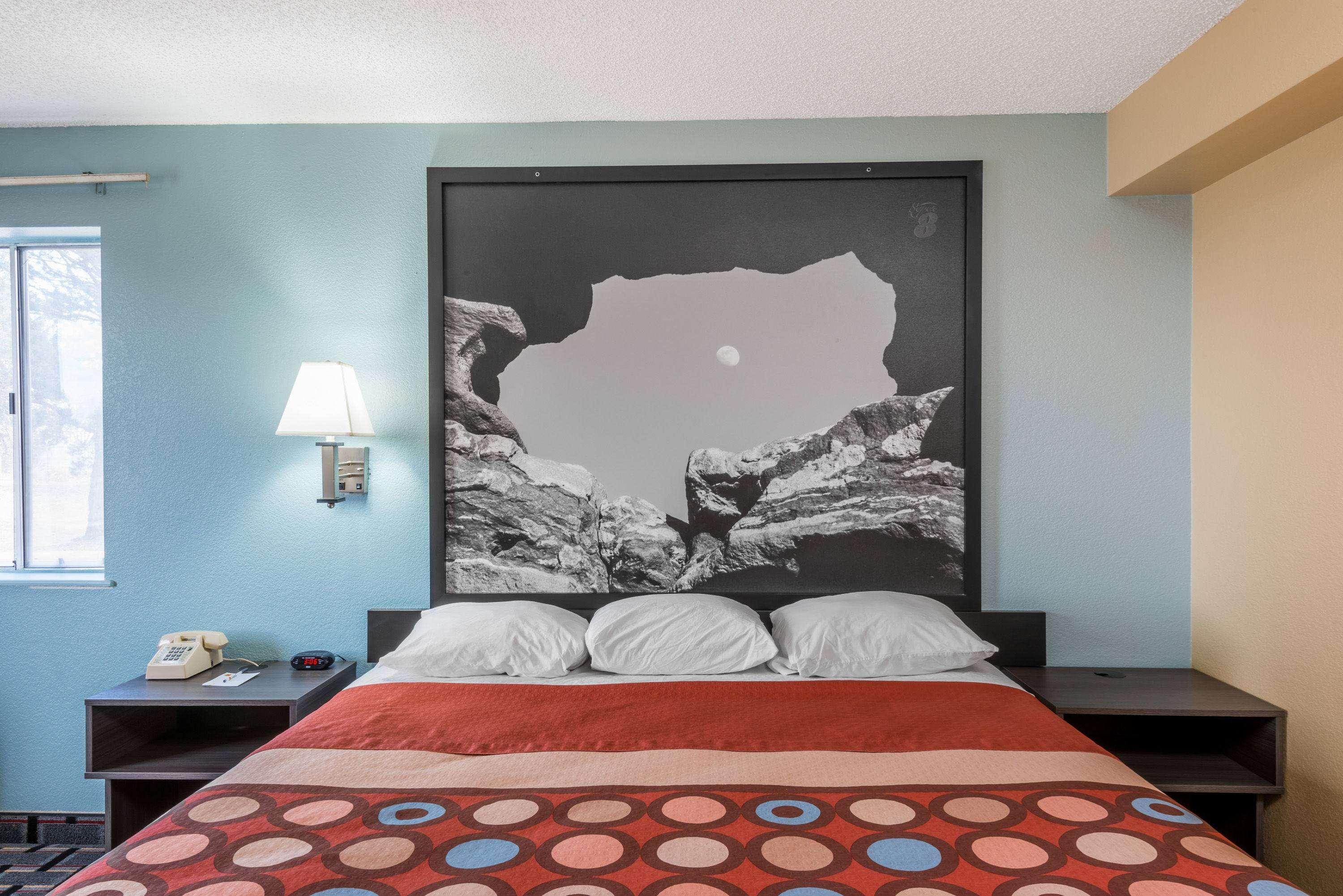 Super 8 By Wyndham Henderson North East Denver Dış mekan fotoğraf