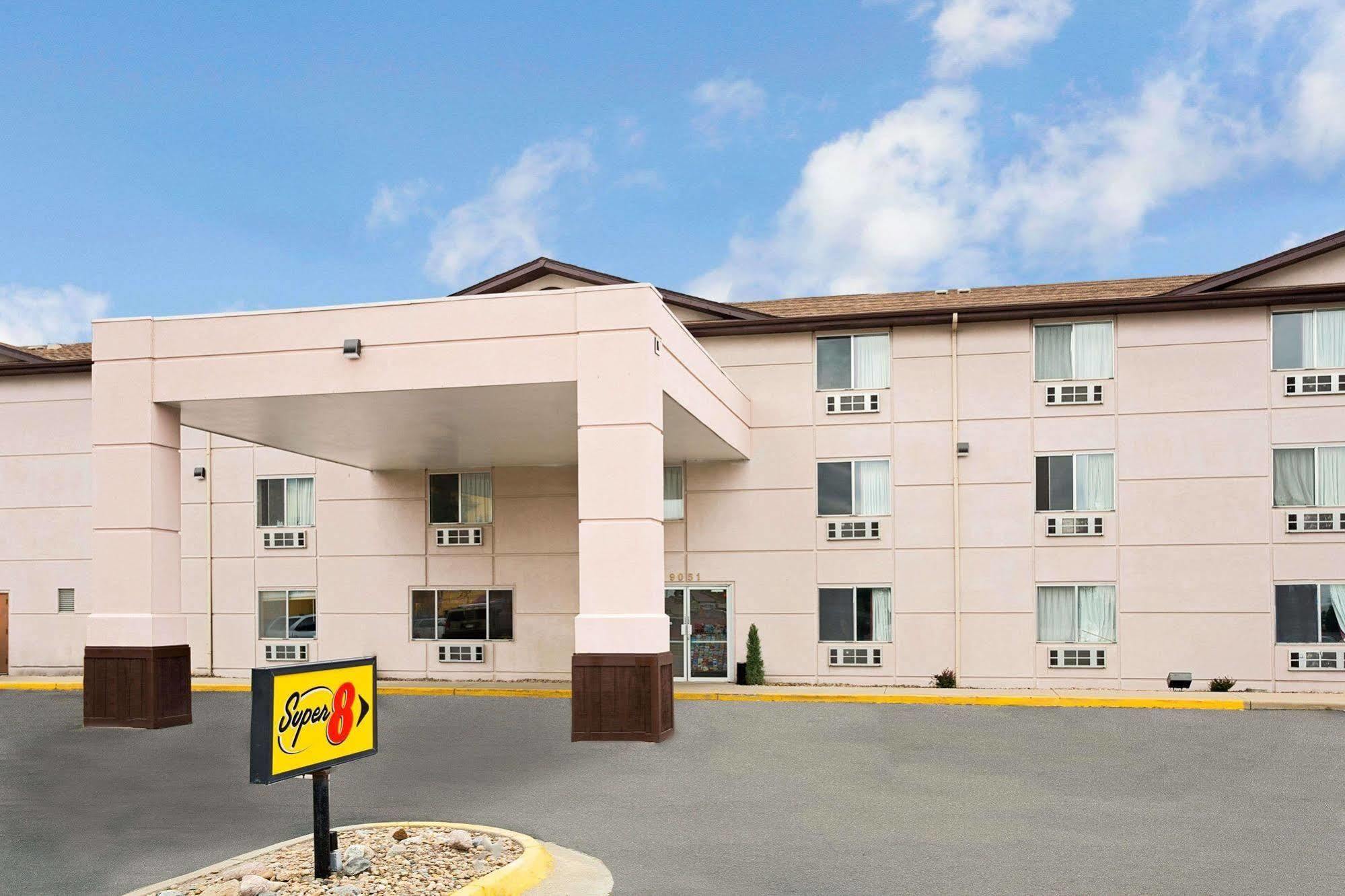Super 8 By Wyndham Henderson North East Denver Dış mekan fotoğraf
